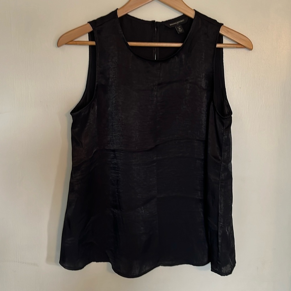 Banana Republic Sleeveless Blouse Black size medium petite